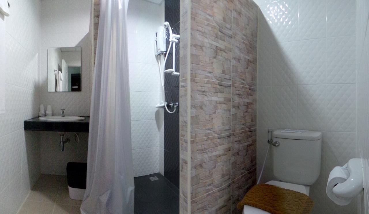 The Icon Service Apartment Si Maha Phot Екстер'єр фото
