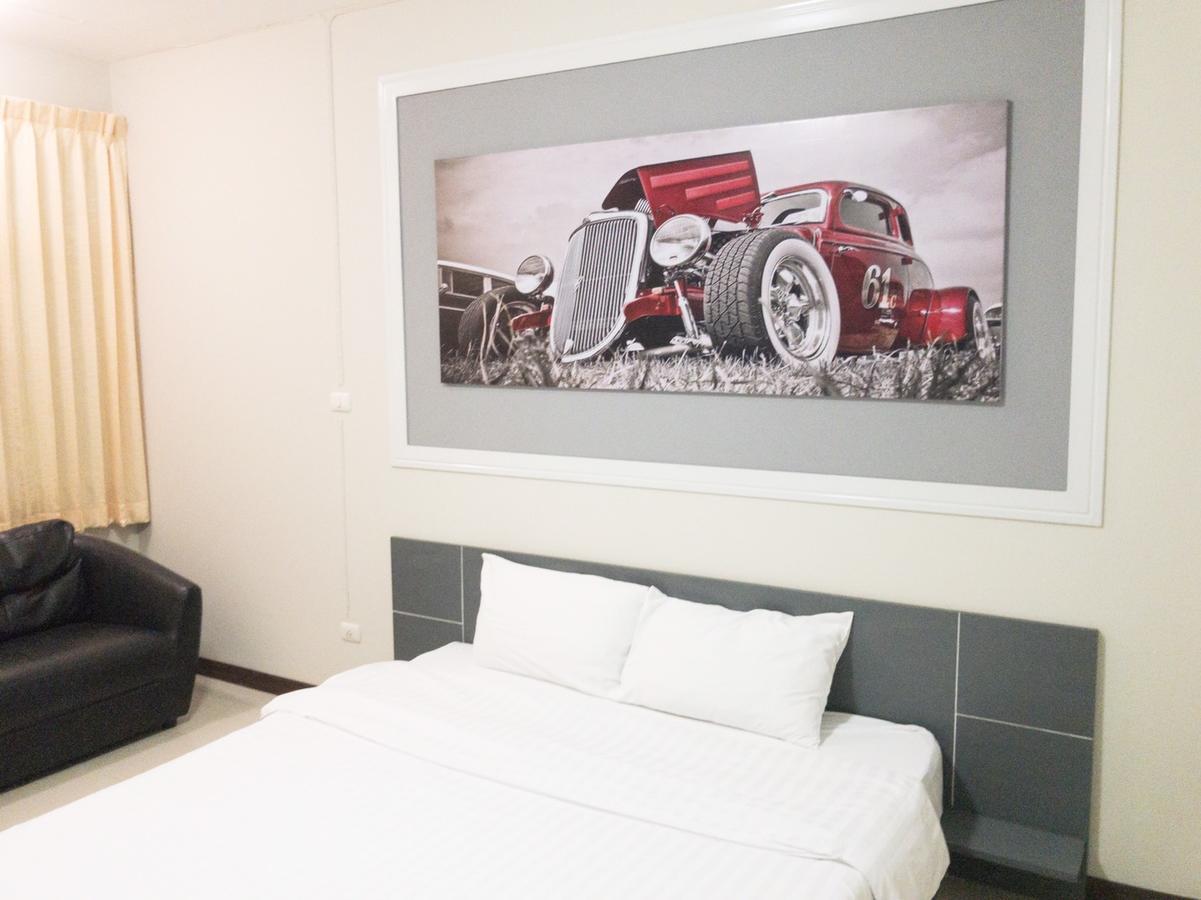 The Icon Service Apartment Si Maha Phot Екстер'єр фото