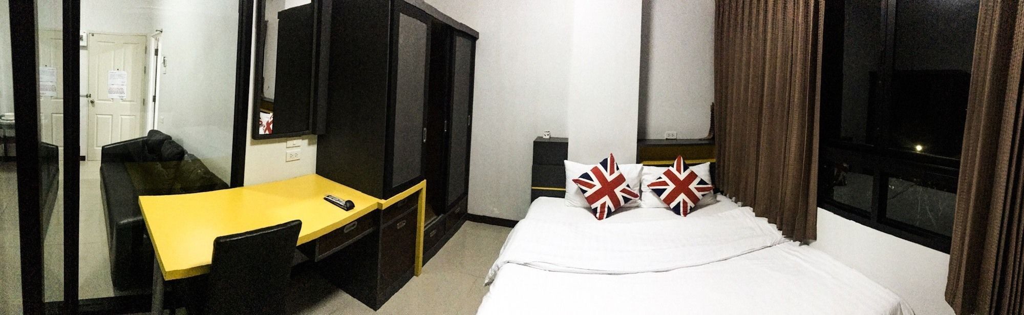 The Icon Service Apartment Si Maha Phot Екстер'єр фото